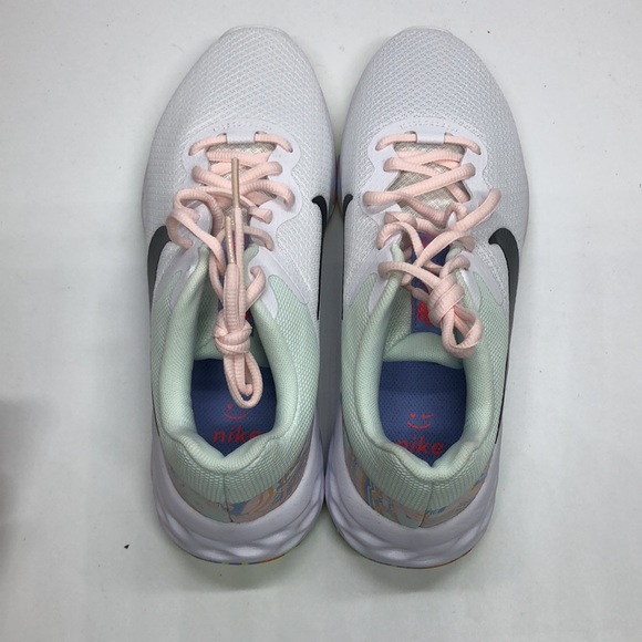 Women’s Nike Revolution 6 NN PRM White/Black/Multi colored DO9475-100 USED SZ 8 - Picture 5 of 11